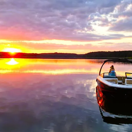 Marina Iii - Widok Na Jezioro, Podziemny Garaz, Winda, Klimatyzacja, Wanna I Prysznic, 2 Lazienki, Lux Ostróda