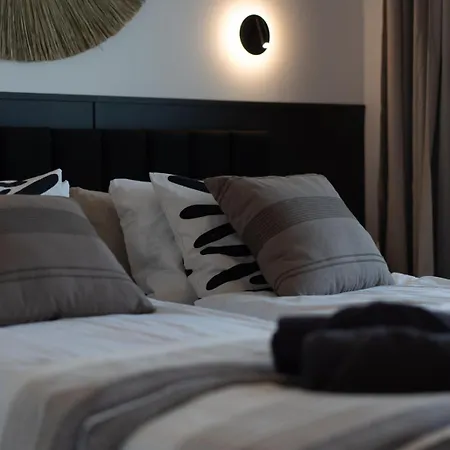 Apartment Marina Iii - Widok Na Jezioro, Podziemny Garaz, Winda, Klimatyzacja, Wanna I Prysznic, 2 Lazienki, Lux Ostroda