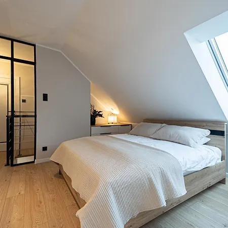 Marina Iii - Widok Na Jezioro, Podziemny Garaz, Winda, Klimatyzacja, Wanna I Prysznic, 2 Lazienki, Lux Lägenhet Ostróda