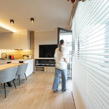 Marina Iii - Widok Na Jezioro, Podziemny Garaz, Winda, Klimatyzacja, Wanna I Prysznic, 2 Lazienki, Lux Ostróda