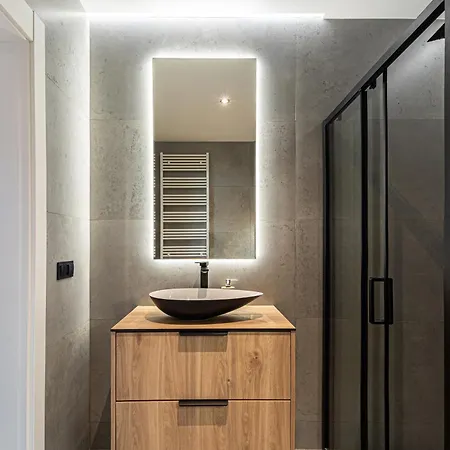 Marina Iii - Widok Na Jezioro, Podziemny Garaz, Winda, Klimatyzacja, Wanna I Prysznic, 2 Lazienki, Lux Ostroda