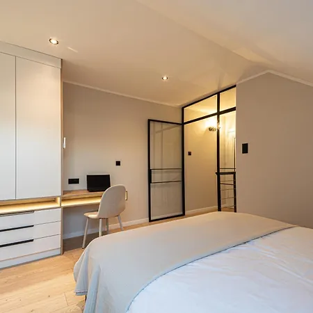 Marina Iii - Widok Na Jezioro, Podziemny Garaz, Winda, Klimatyzacja, Wanna I Prysznic, 2 Lazienki, Lux Lägenhet *