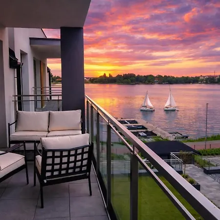 Marina Iii - Widok Na Jezioro, Podziemny Garaz, Winda, Klimatyzacja, Wanna I Prysznic, 2 Lazienki, Lux Lägenhet *